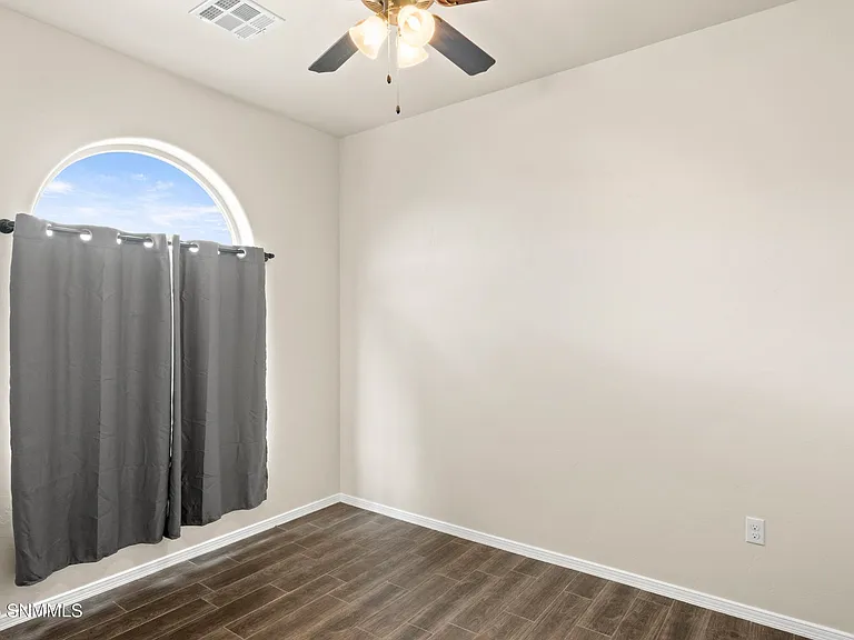 5926 Big Jim Dr — Photo 16