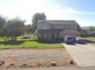 3403 Mount Daniel Dr, West Richland, WA 99353