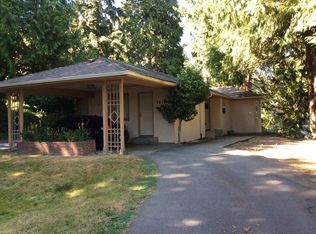 7416 SE 24th St, Mercer Island, WA 98040