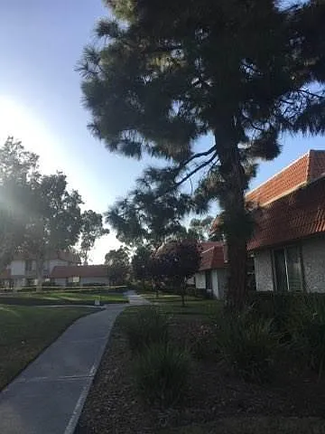 WALKWAY INTO COMPLEX