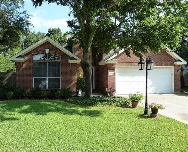 1st image of 1626 Woods Blvd