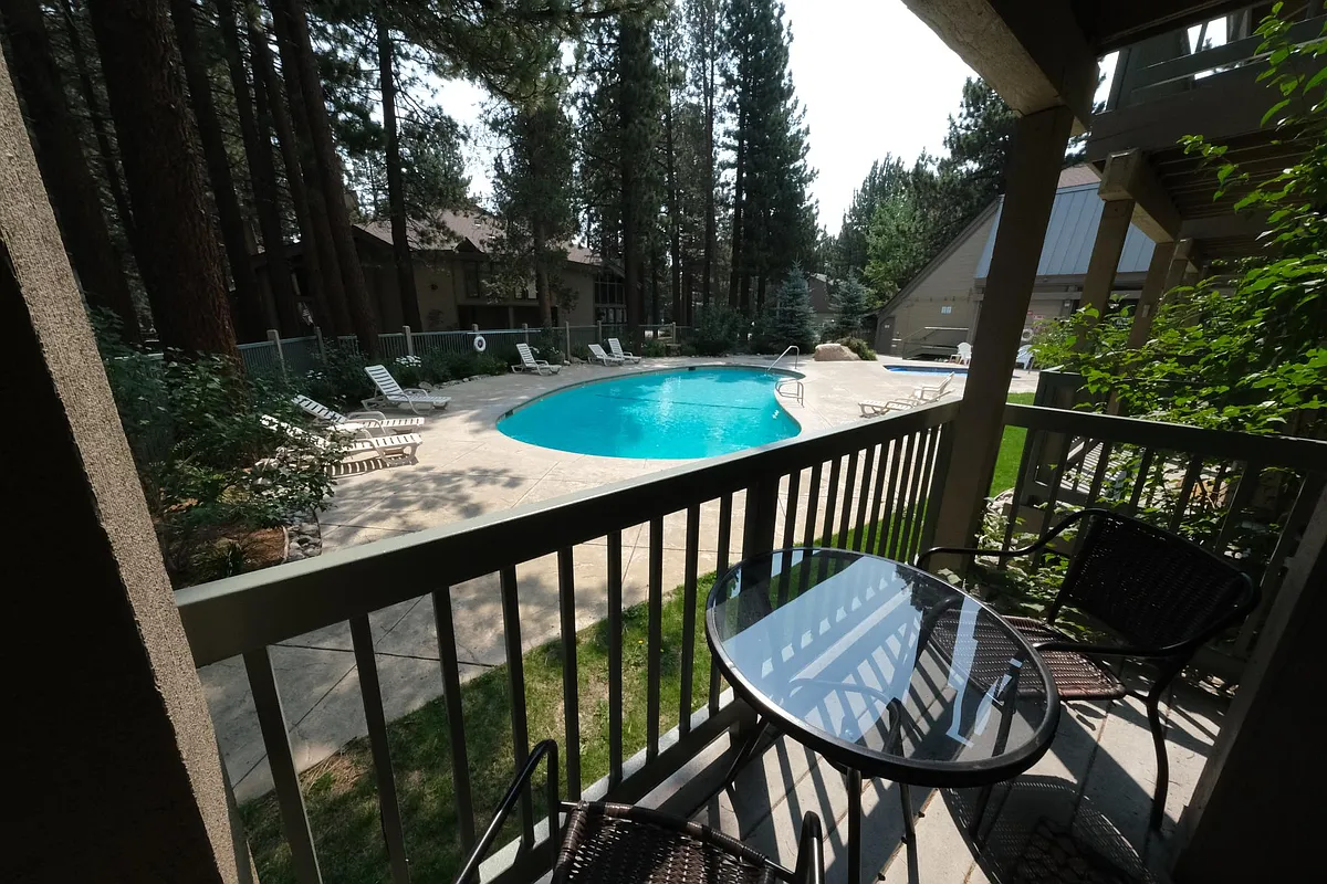 Building Photo - 2252 Meridian Blvd #67