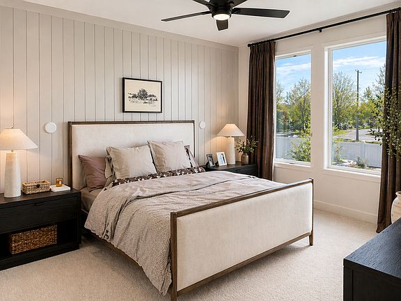 4th image of 1443 W Jordan Height Ln #12