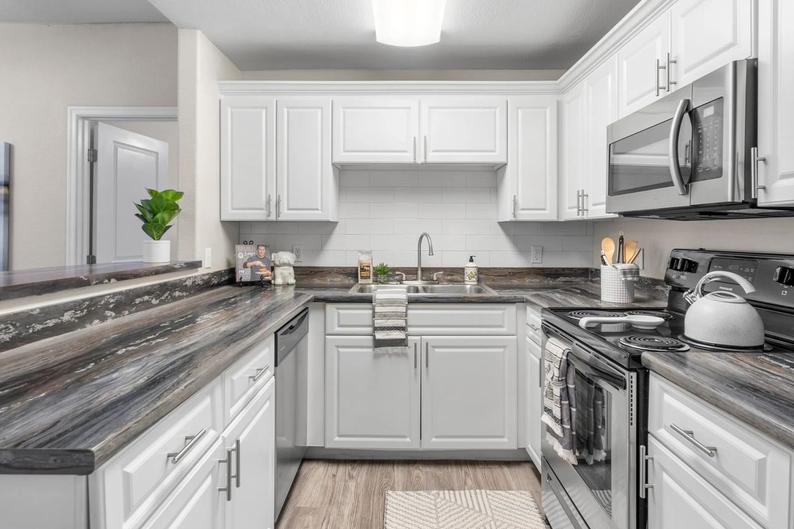 Unleash easy, stylish living with gleaming stainless-steel appliances.