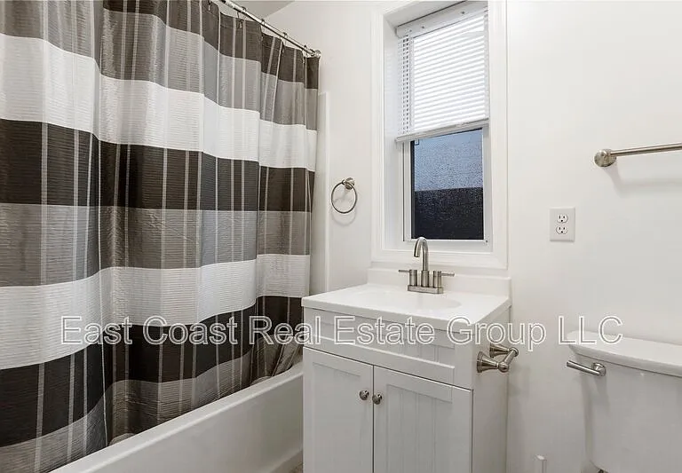 207 N Mulberry St #3 — Photo 12