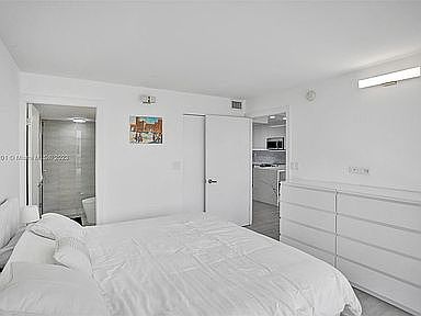 5th image of 1901 Brickell Ave #A-203