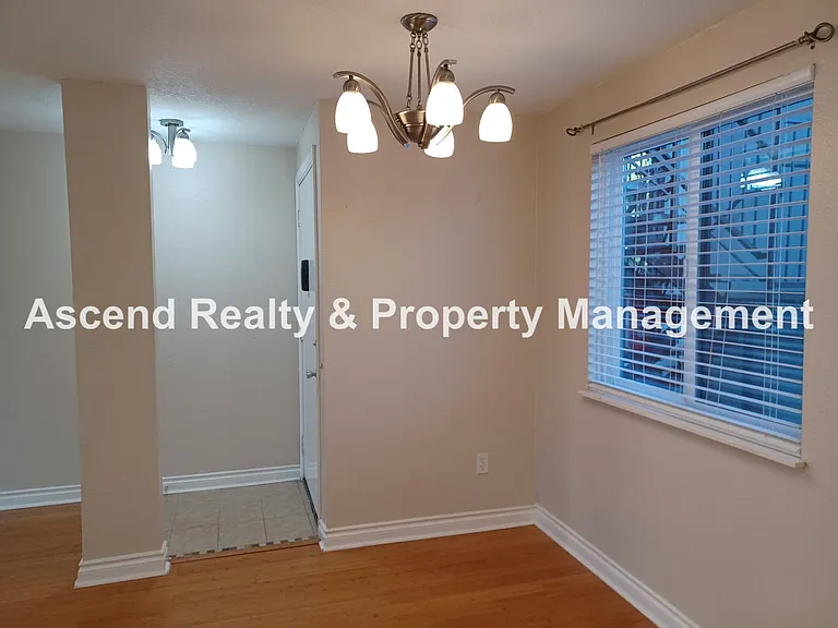 14095 SW Walker Rd #71 — Photo 5