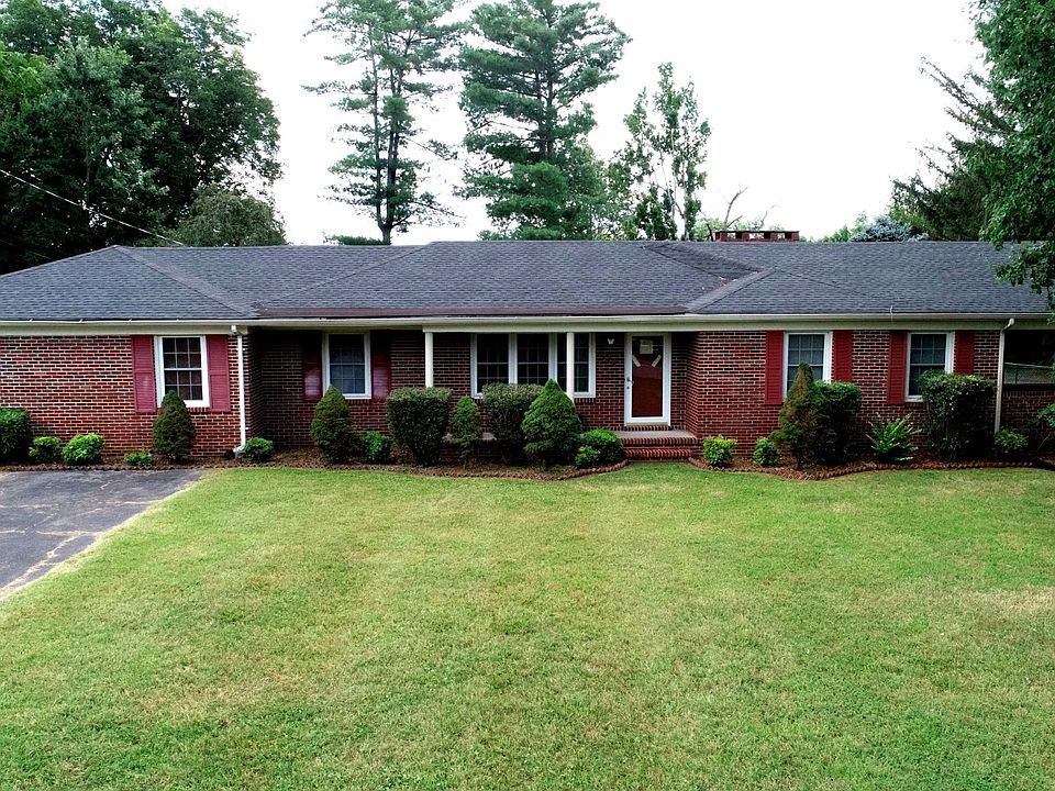 1st image of 808 Sunset Dr
