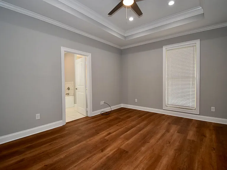112 Haley Ln — Photo 12