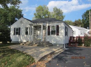 1200 Saint Joan Dr, Florissant, MO 63031