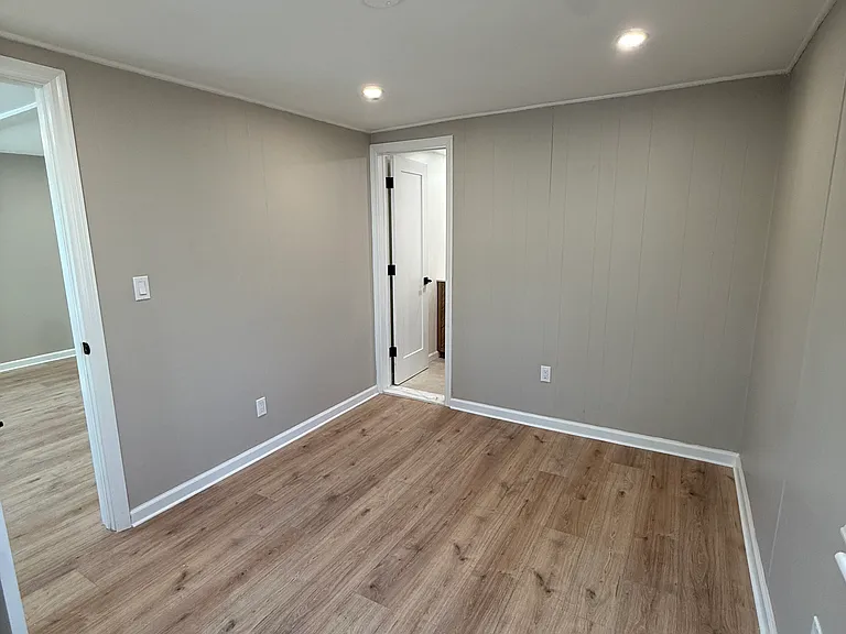 164 Bedford Rd #2 — Photo 11