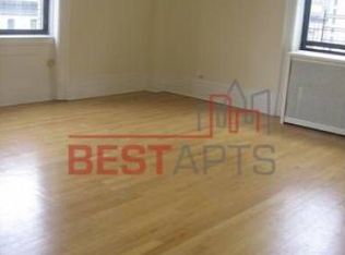 3 E 82nd St, New York, NY 10028