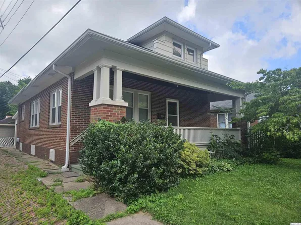 1516 Ohio St, Quincy, IL 62301