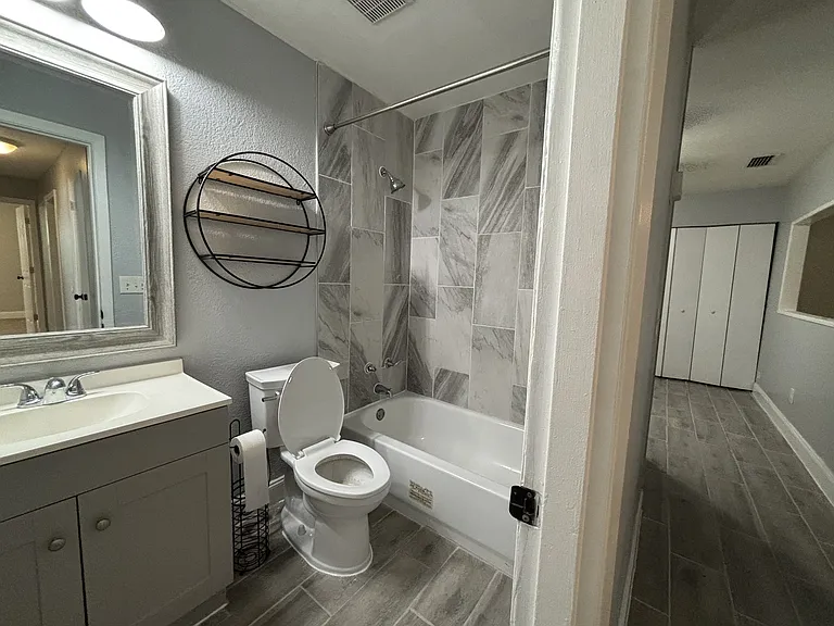 109 S Colorado Ave #A — Photo 8