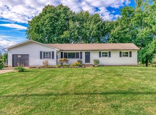 4761 Waterloo Rd, Atwater, OH 44201