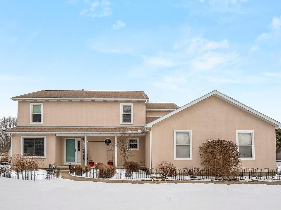 1st image of 2114 Heron Ln