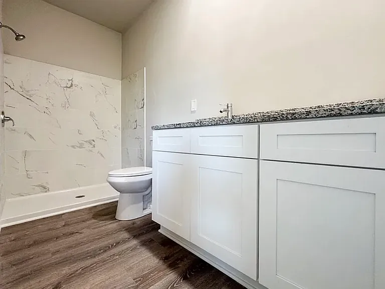827 Kenai Ct — Photo 8
