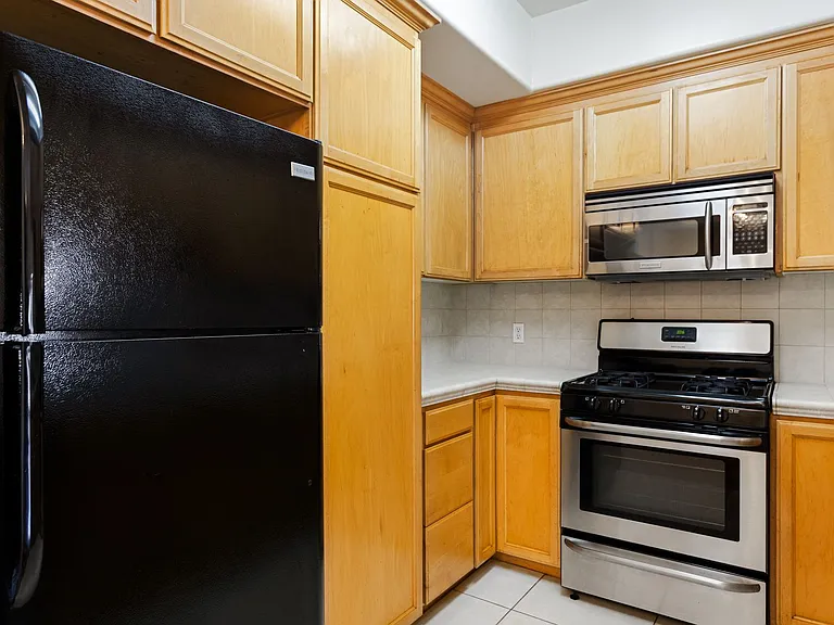 3328 Oakhurst Ave — Photo 13