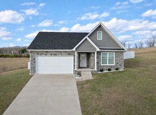 16 Cave Run Ct, Morehead, KY 40351