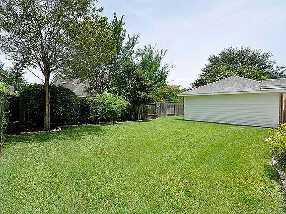 4th image of 4012 Angel Springs Dr