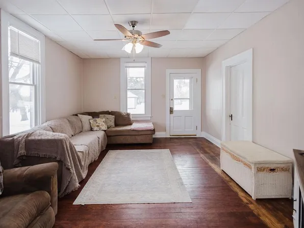 225 Washington Street, Mineral Point, WI 53565