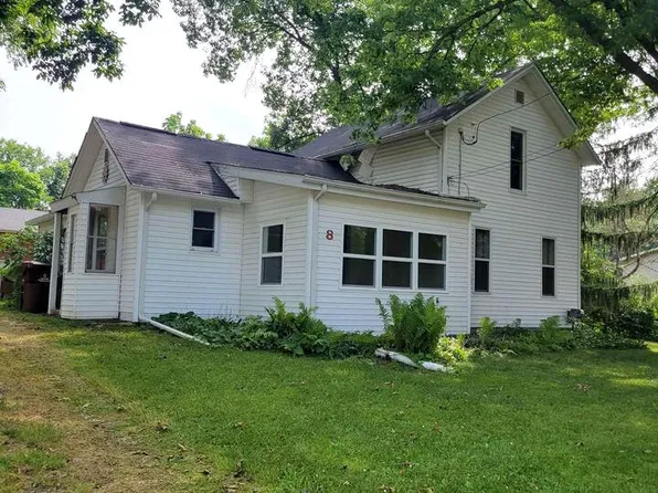 821 Mill St, Leslie, MI 49251