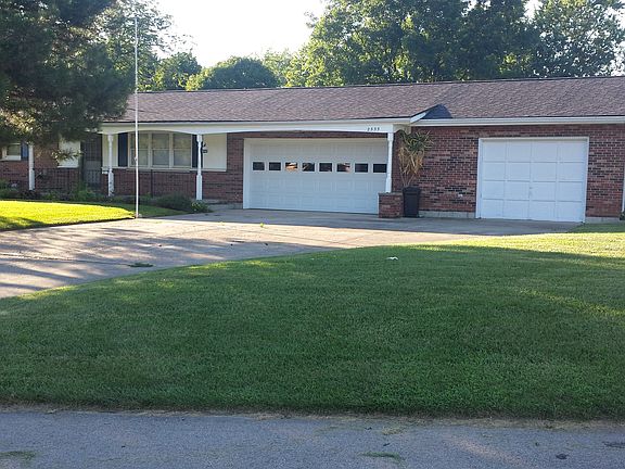 5th image of 2555 Rosewood Dr