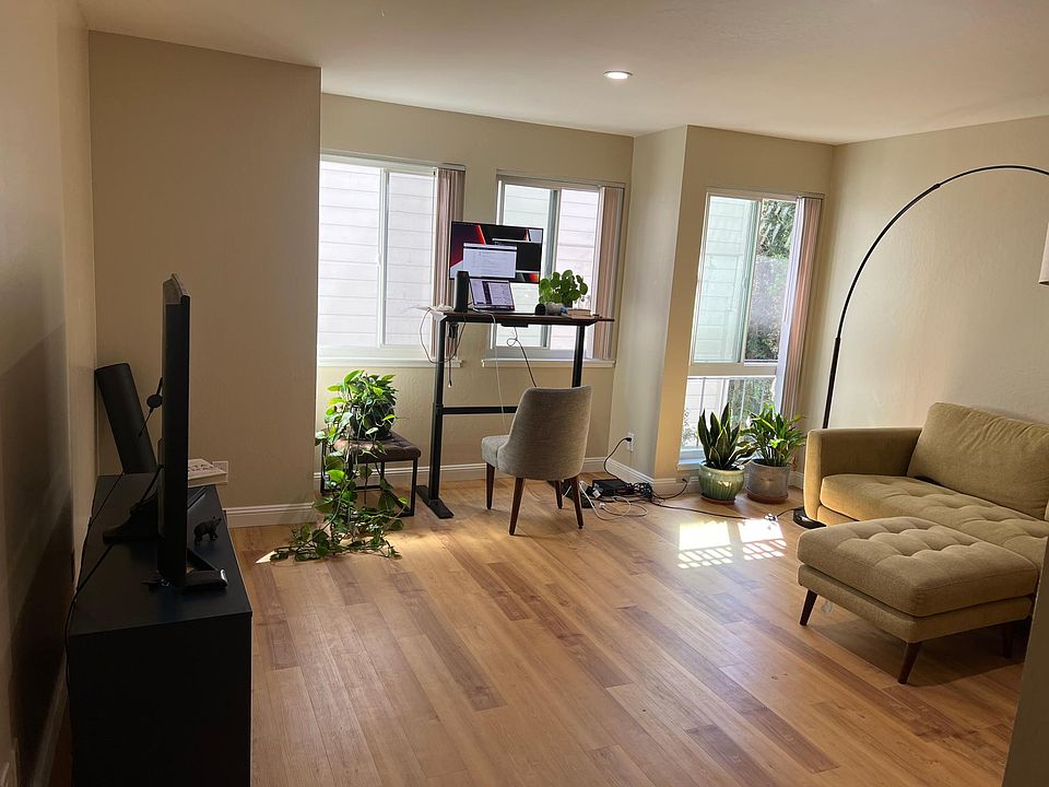 1st image of 2965 Sacramento St APT 103