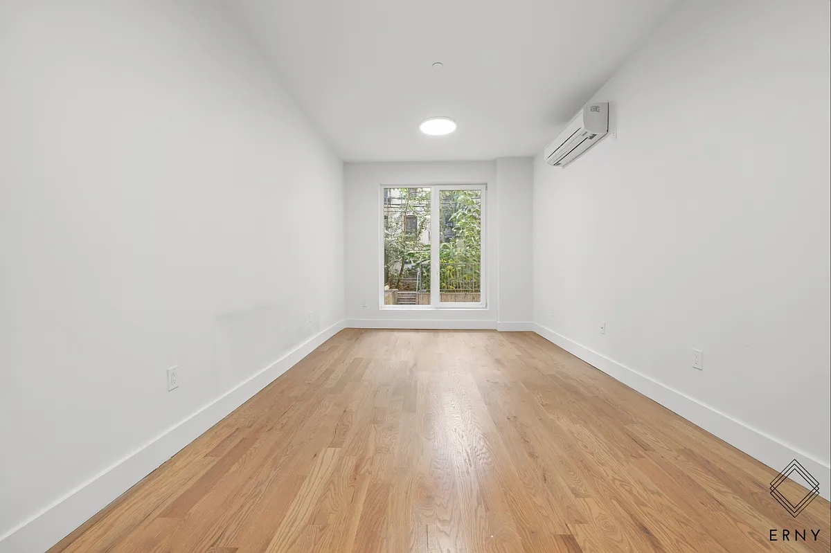 Building Photo - 56 E 21st St #4A