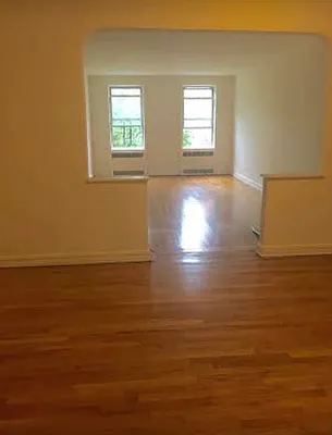 Rented by Contact Realty | media 7