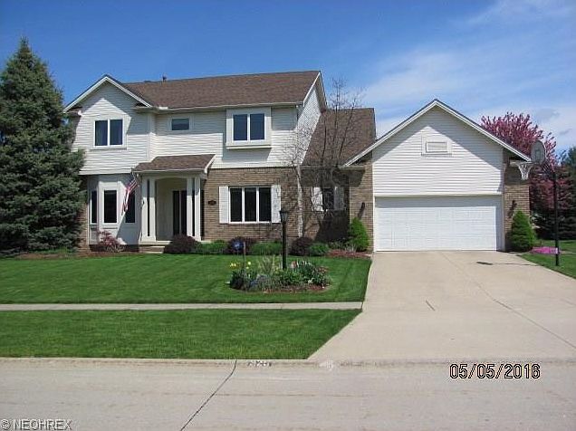 1st image of 325 Ravenglass Blvd