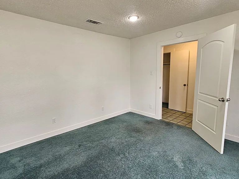 1908 Westridge St — Photo 12
