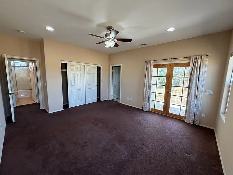 32586 Galleano Ave — Photo 12