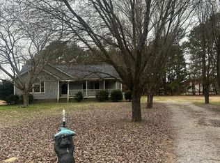 812 Stephanie Pl, Garner, NC 27529