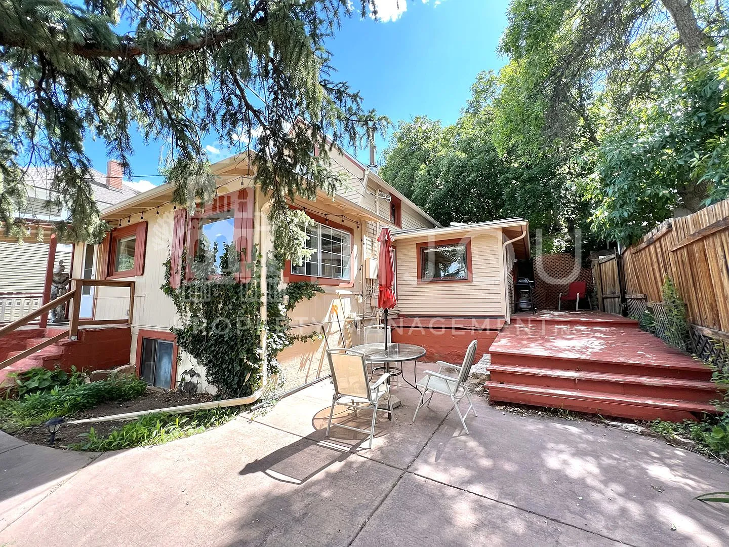 Charming Manitou Home — Photo 2