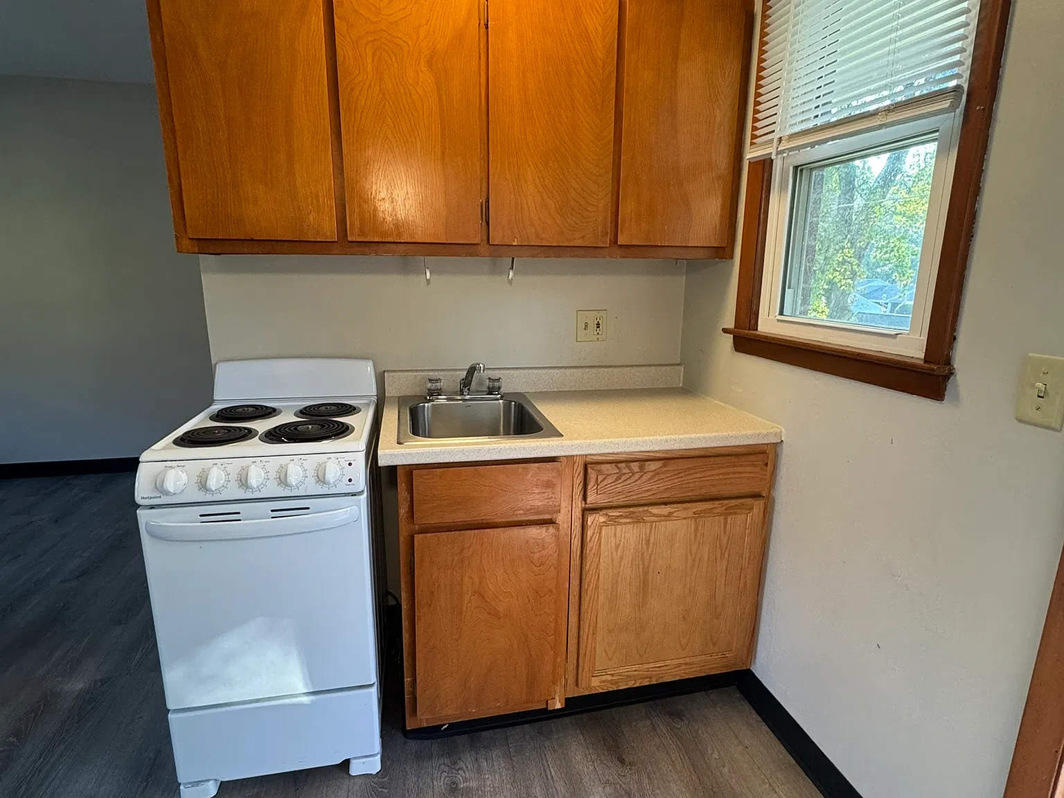 21 Dwight Street - 10 — Photo 4