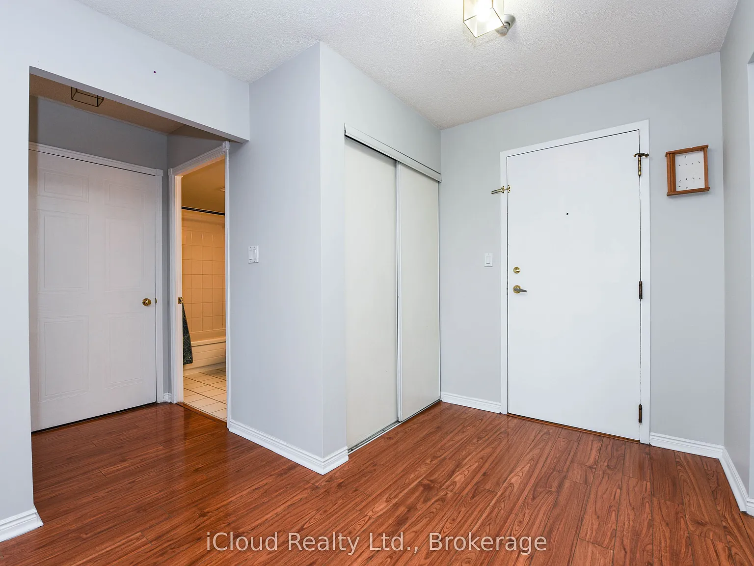 2 bed, $2,400 — Photo 2