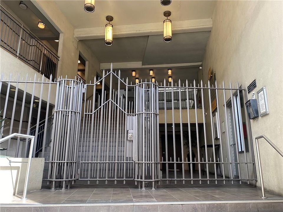 1st image of 333 Julia St APT 413