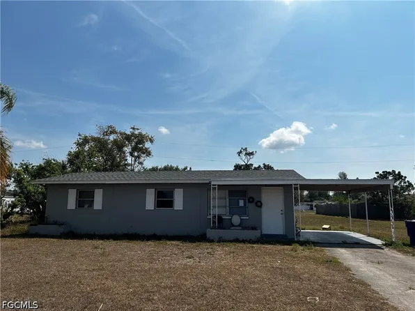 216 Oregon Way, Lehigh Acres, FL 33936