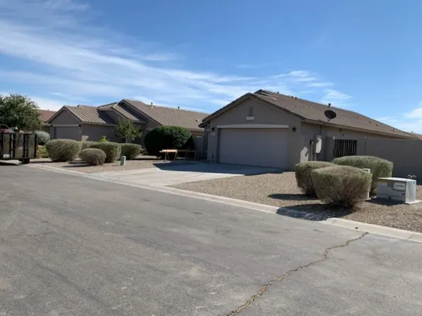 1111 E Chelsea Dr, San Tan Valley, AZ 85140