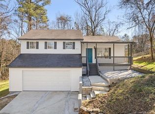 221 Adelene Way, Dallas, GA 30157