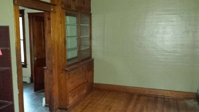 2nd image of 119 Lawrence St