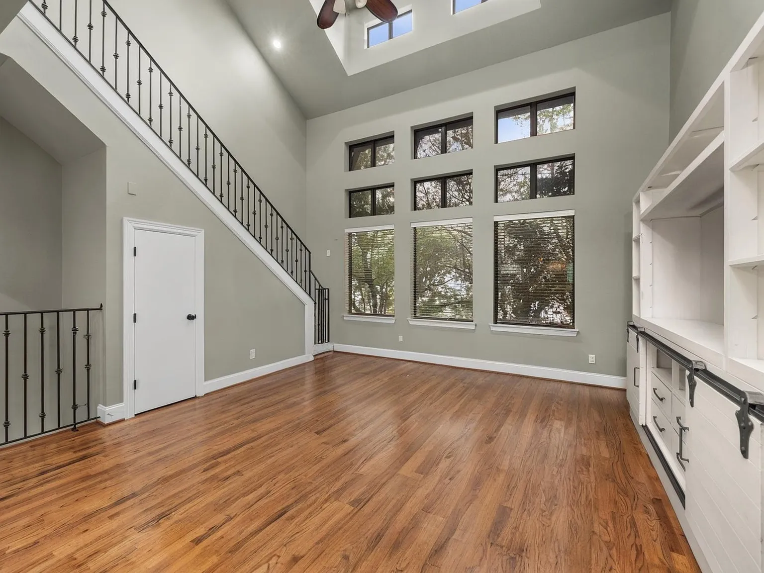 3 bed, 3.0 bath, 1784 sqft, $3,600 — Photo 1
