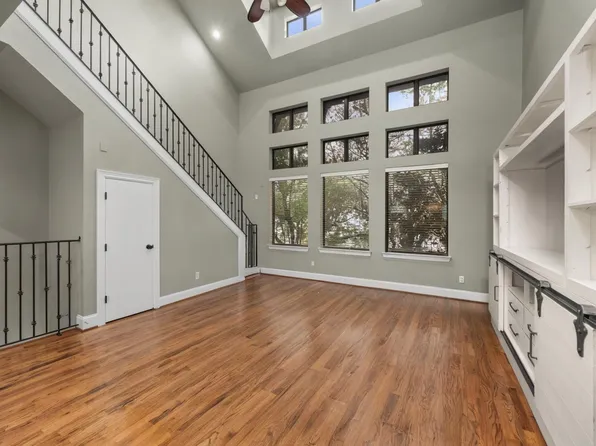 1604 White St, Houston, TX 77007