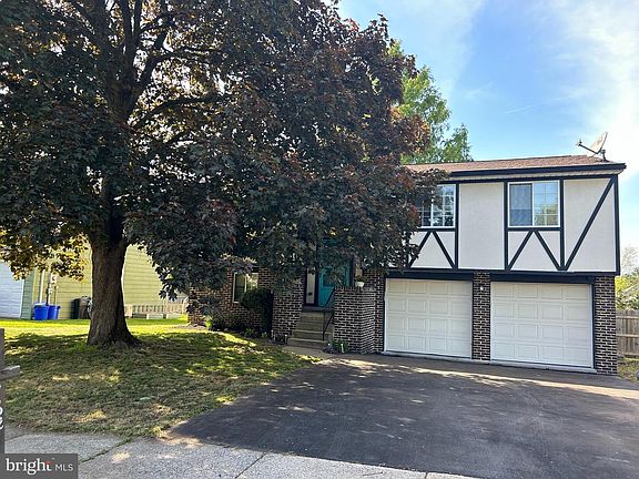 2nd image of 762 Tamarack Trl