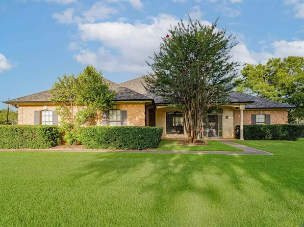 1110 N White Oak Rd, White Oak, TX 75693