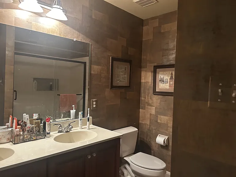 501 Raintree Cir — Photo 15