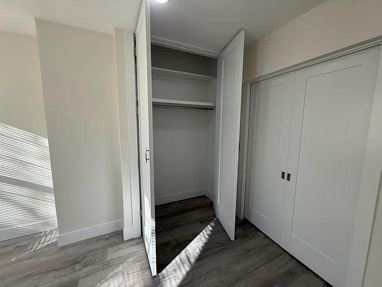 Linden St — Photo 10