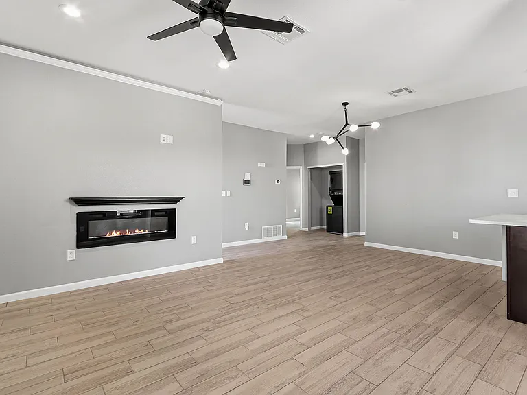 3334 Lincoln Ave — Photo 12
