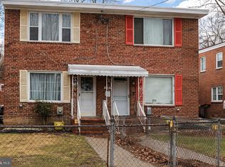 1525 Fort Dupont St SE, Washington, DC